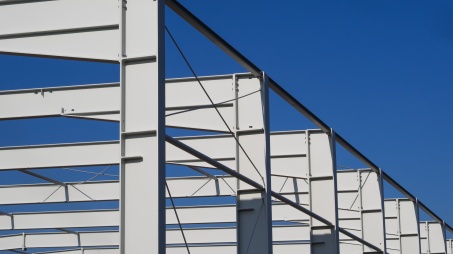 Stahlkonstruktion | Bild: Fotolia_GundolfRenze