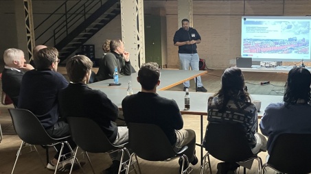 Manjunath Ambli Suresh von der HHLA stellt vor, wie das Unternehmen BIM als Brücke zwischen Tradition und Innovation nutzt.